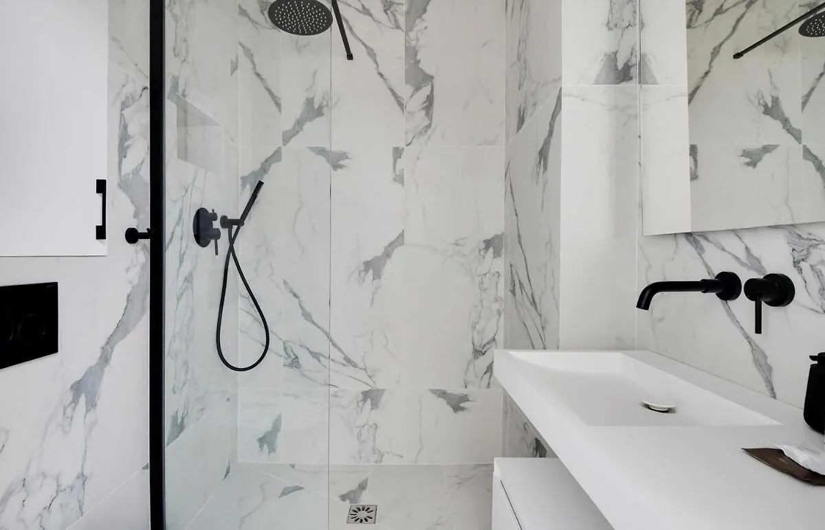 Cmg Voltaire Nation Apartment Paris France