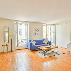  Apartment Bright Parisian Flat - Marais