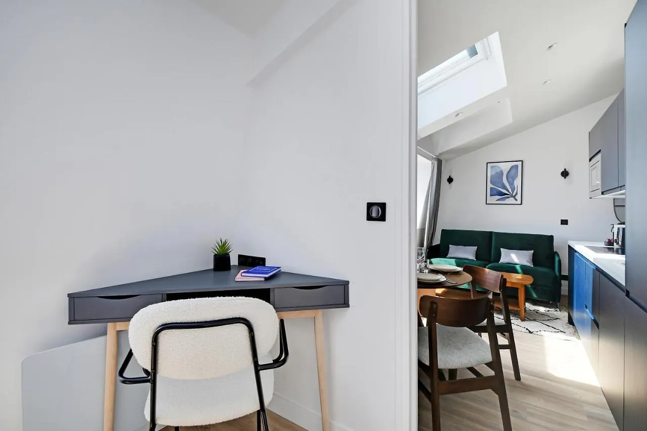 Appartement Cmg Voltaire Nation à Paris France
